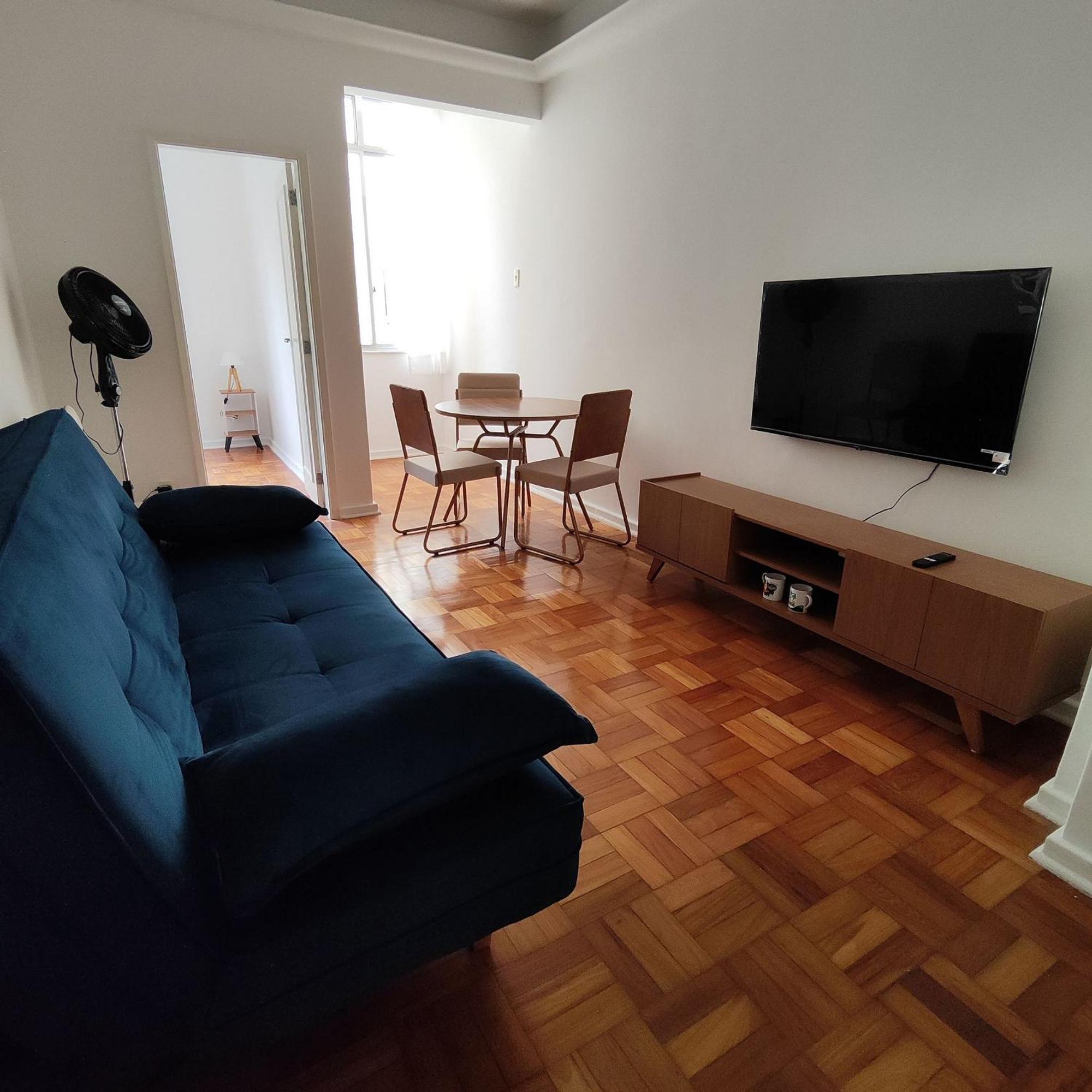 Apartment Gustavo Sampaio 528